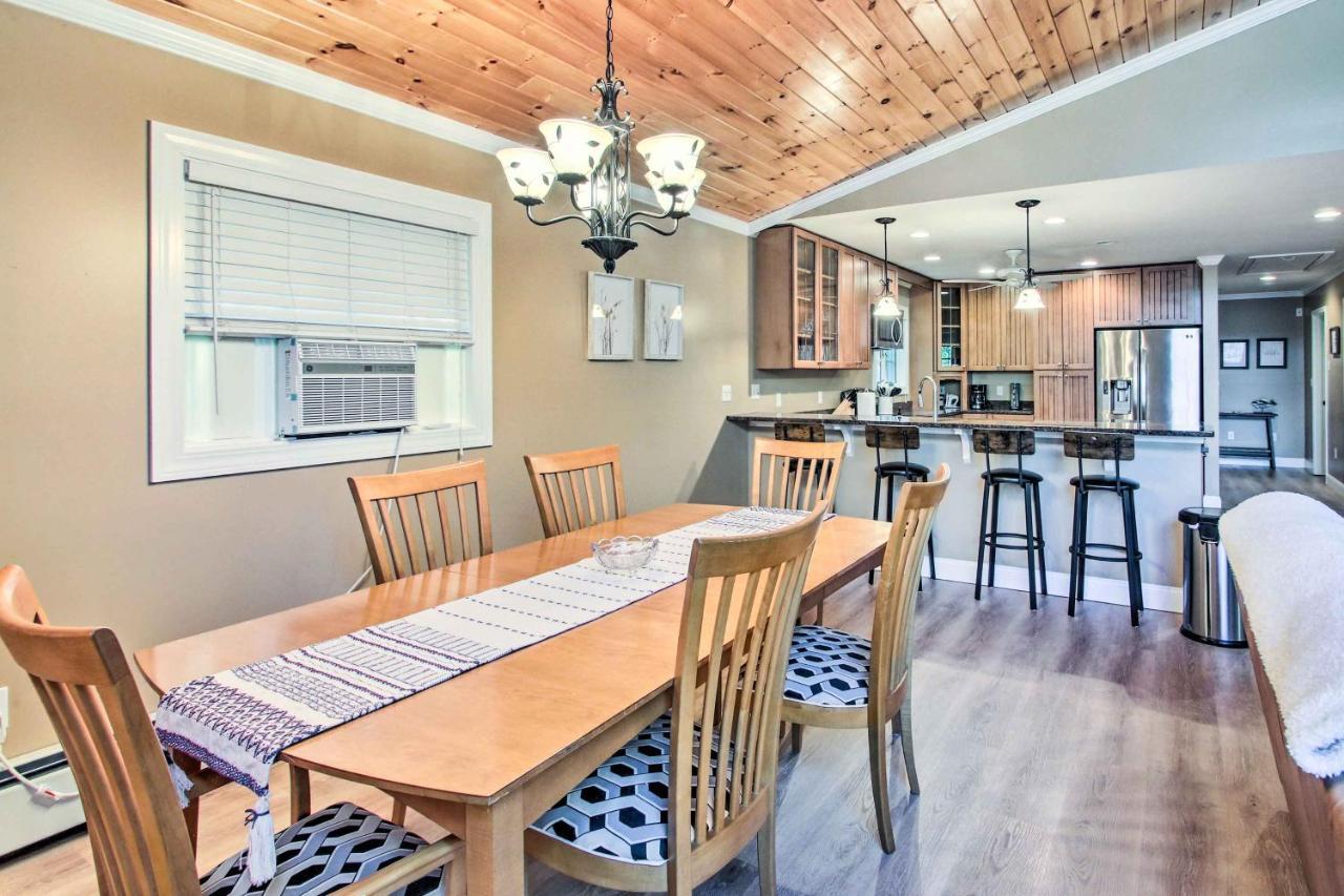 Readfield Retreat With Lake Maranacook Views! エクステリア 写真